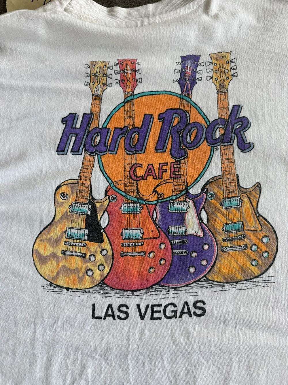 Vintage 90s Hard Rock Cafe Las Vegas Guitar Graphic T-Shirt - Picture 5 of 5